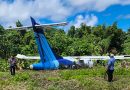 Avión de Trigana Air con 48 pasajeros excursiona de pista en Indonesia